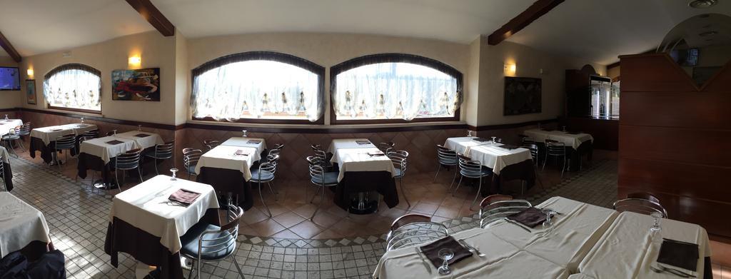 La Locanda Del Cavaliere Borgo Montello エクステリア 写真