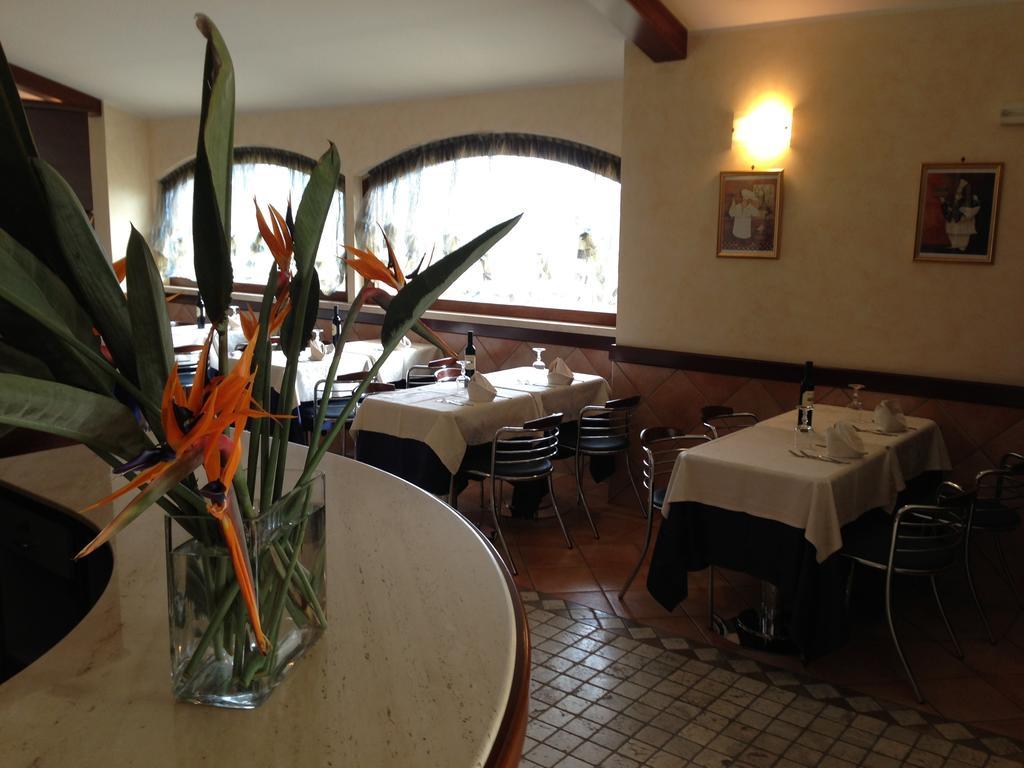 La Locanda Del Cavaliere Borgo Montello エクステリア 写真