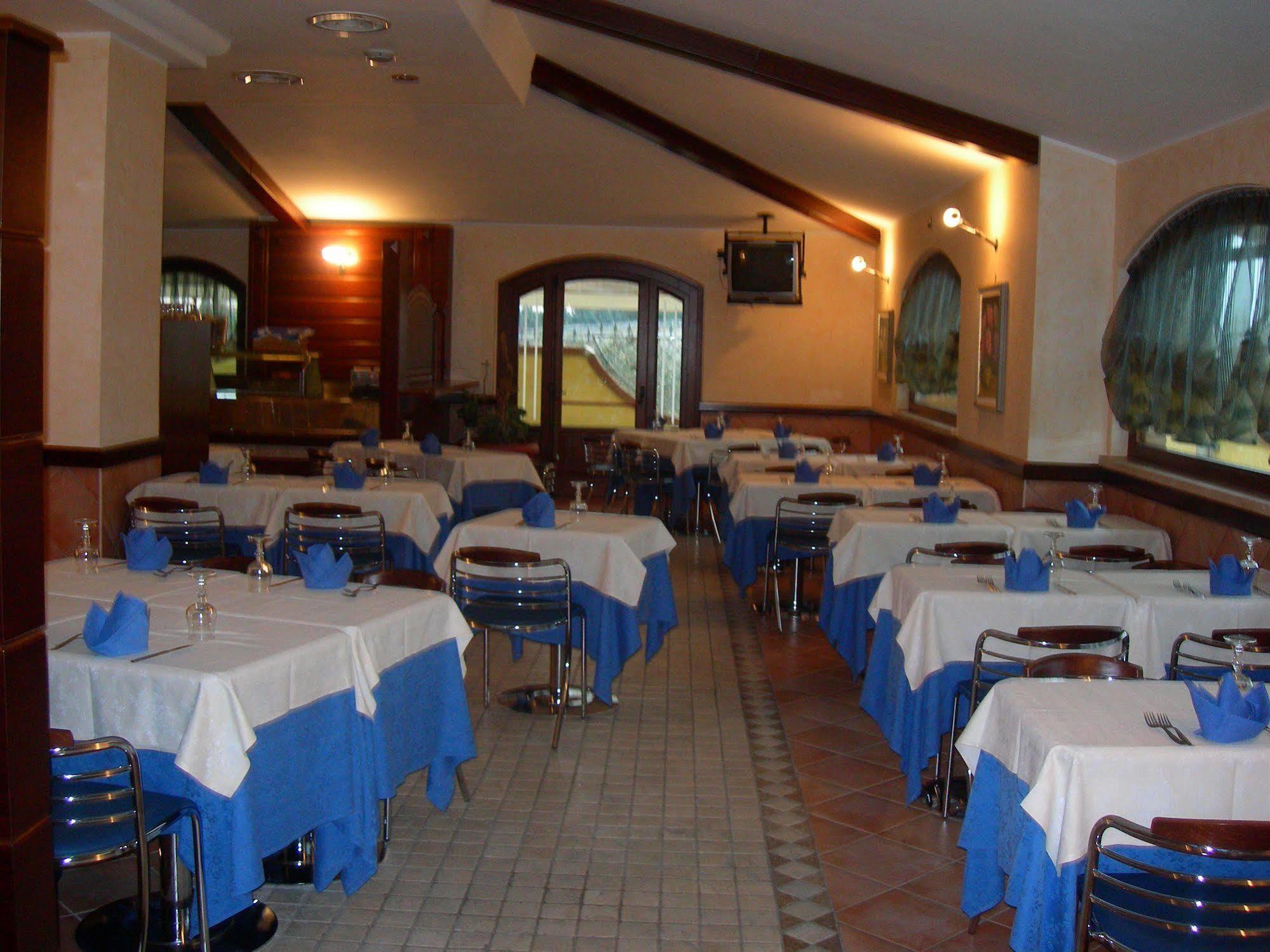 La Locanda Del Cavaliere Borgo Montello エクステリア 写真