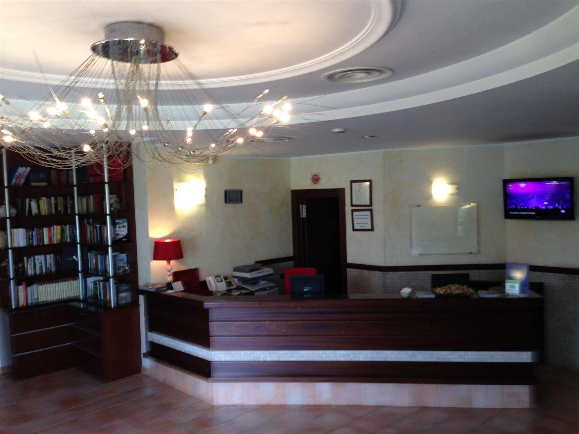 La Locanda Del Cavaliere Borgo Montello エクステリア 写真